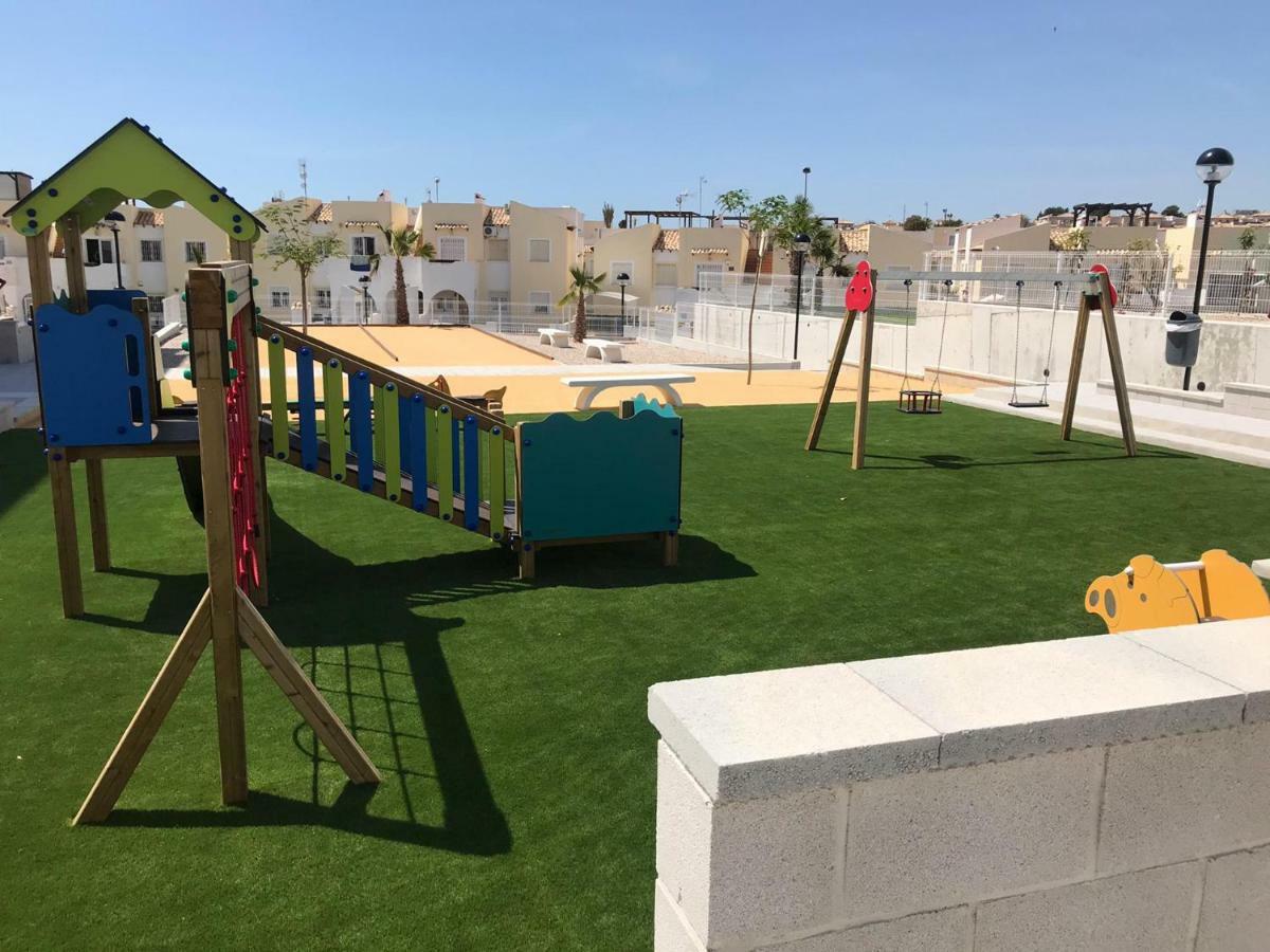 אוריהואלה Bel Appartement A Moins D 1Km Du Golf Villamartin מראה חיצוני תמונה